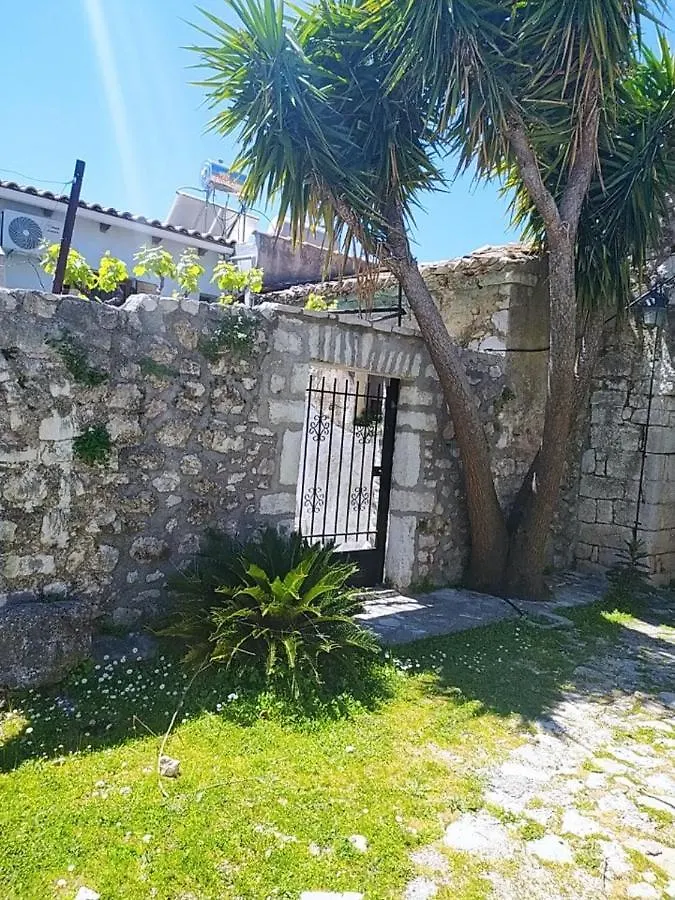 Castle Of Himara Apartment Albania